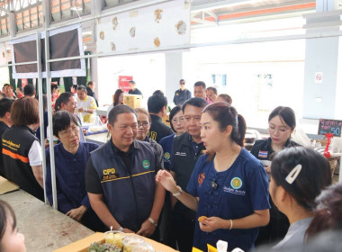 “รมช.เกษตร” ปักหมุดตลาดเกษตรกรเชียงราย หนุนบริโภคผลไม้ไทย ... พารามิเตอร์รูปภาพ 47